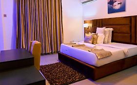 Crownedge Hotels